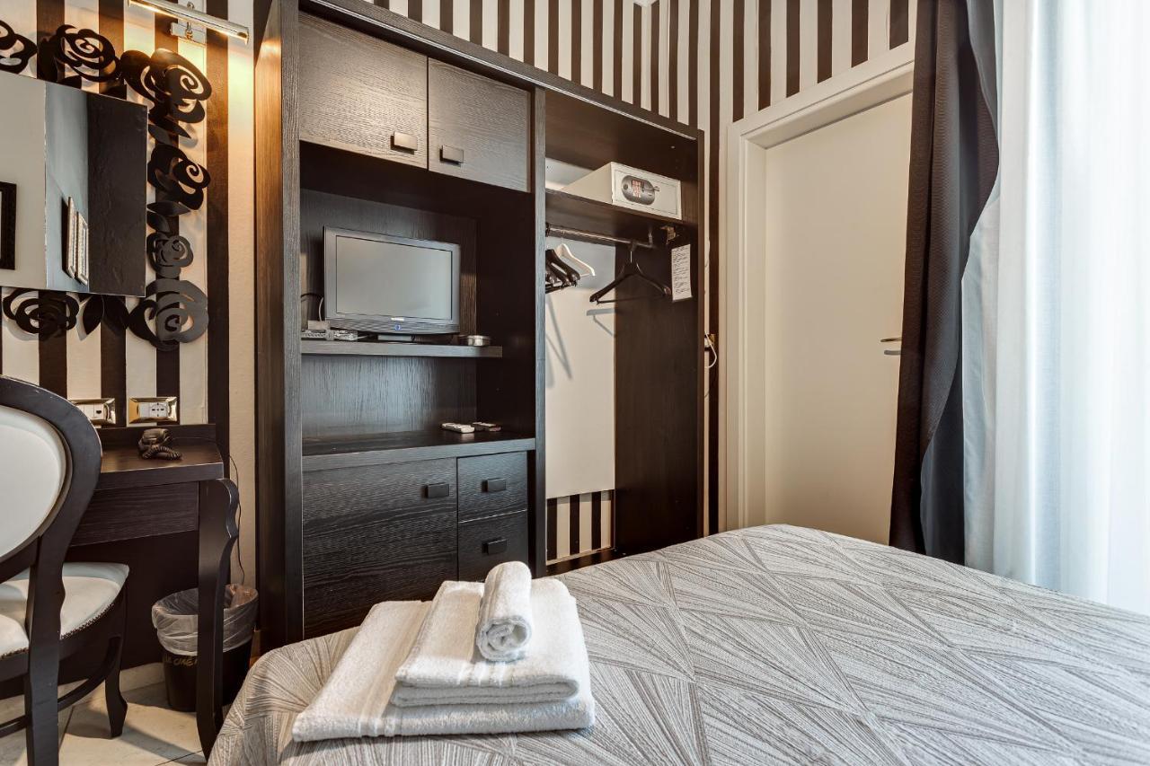 Hotel Le Cinema Gatteo a Mare Luaran gambar